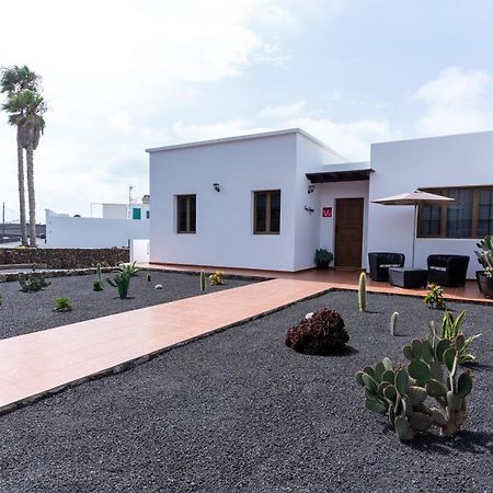 Casa Guiguan Villa Tinajo Bagian luar foto